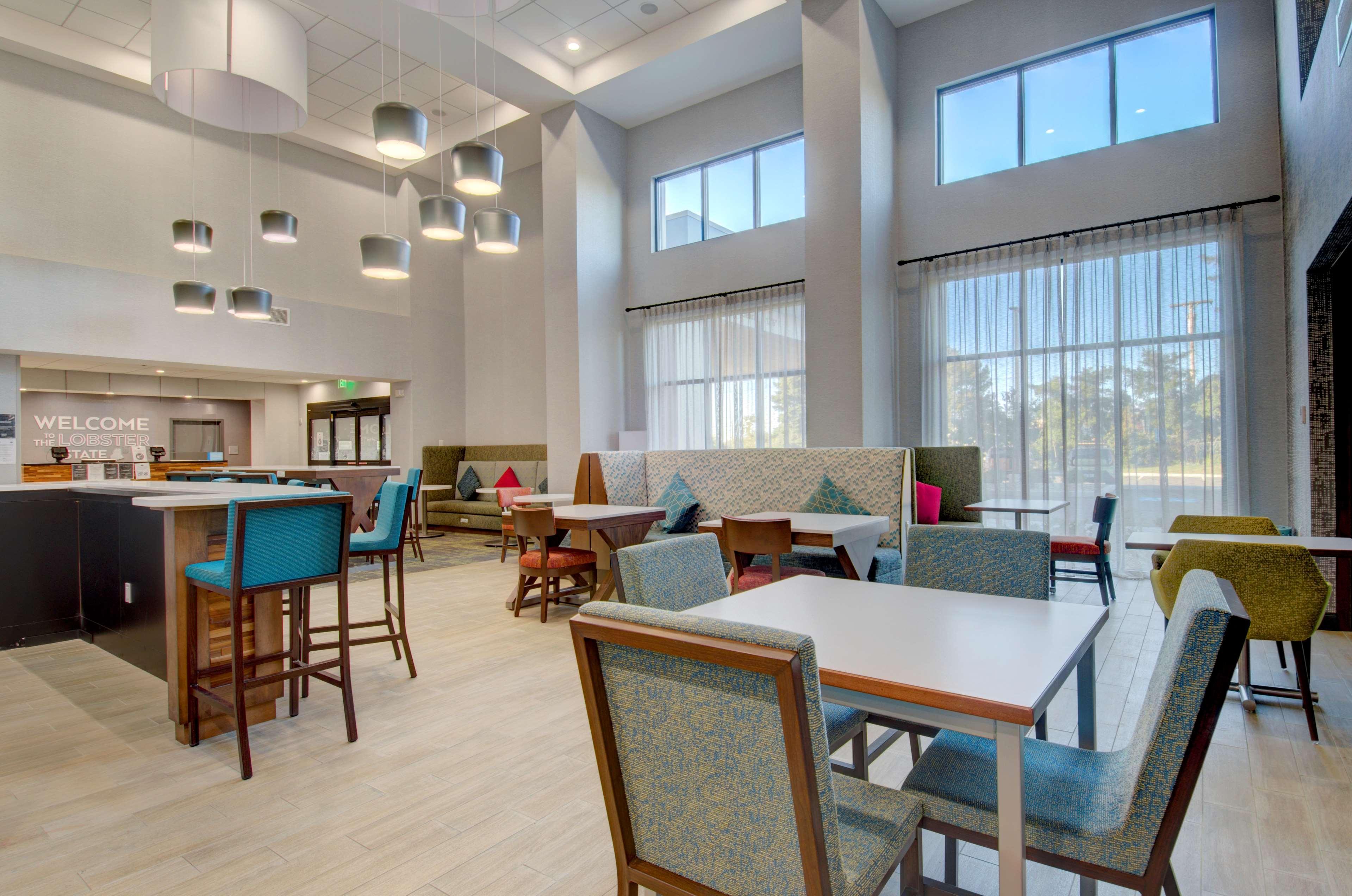 Hampton Inn & Suites Portland West Exteriér fotografie