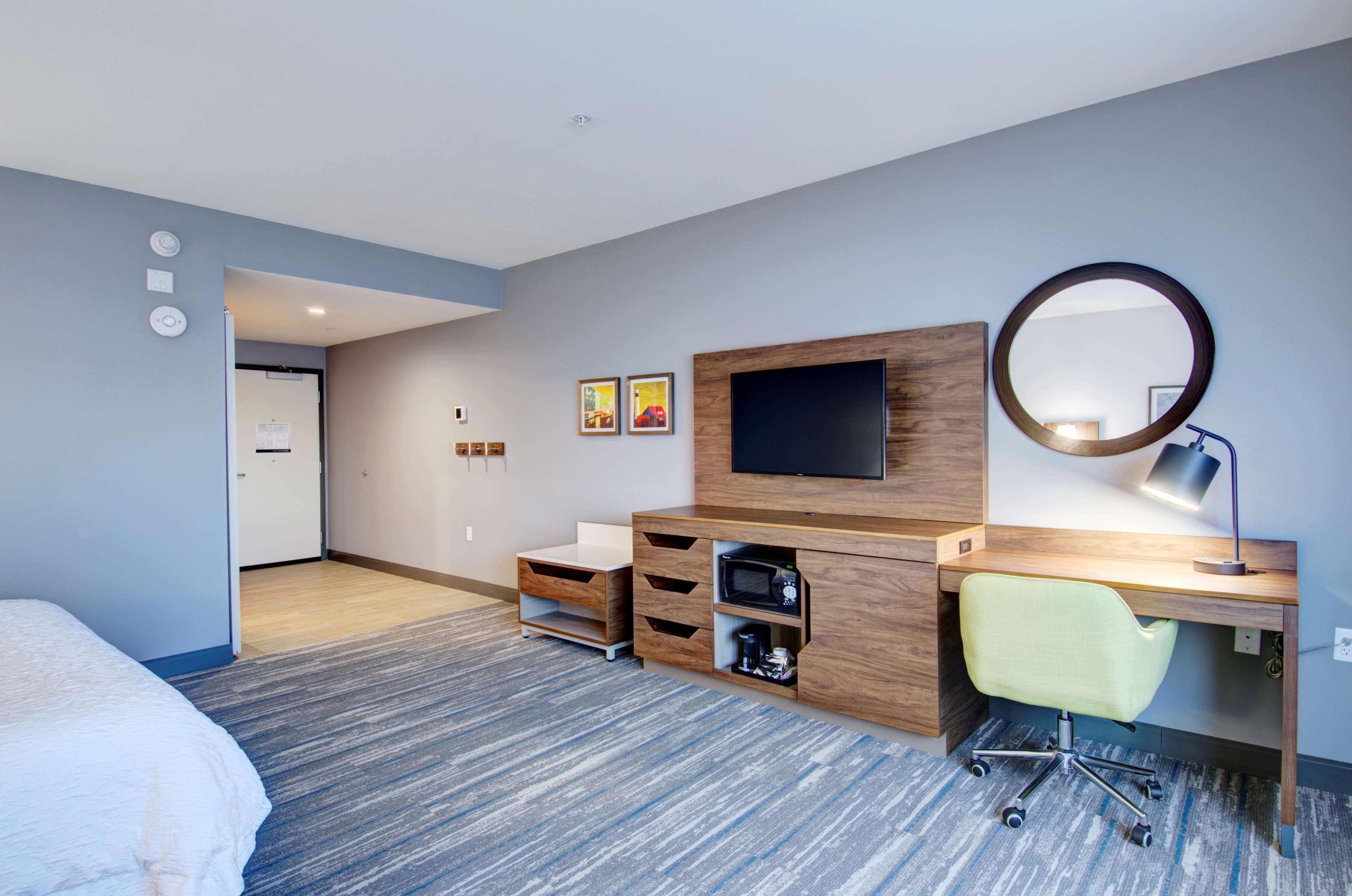 Hampton Inn & Suites Portland West Exteriér fotografie