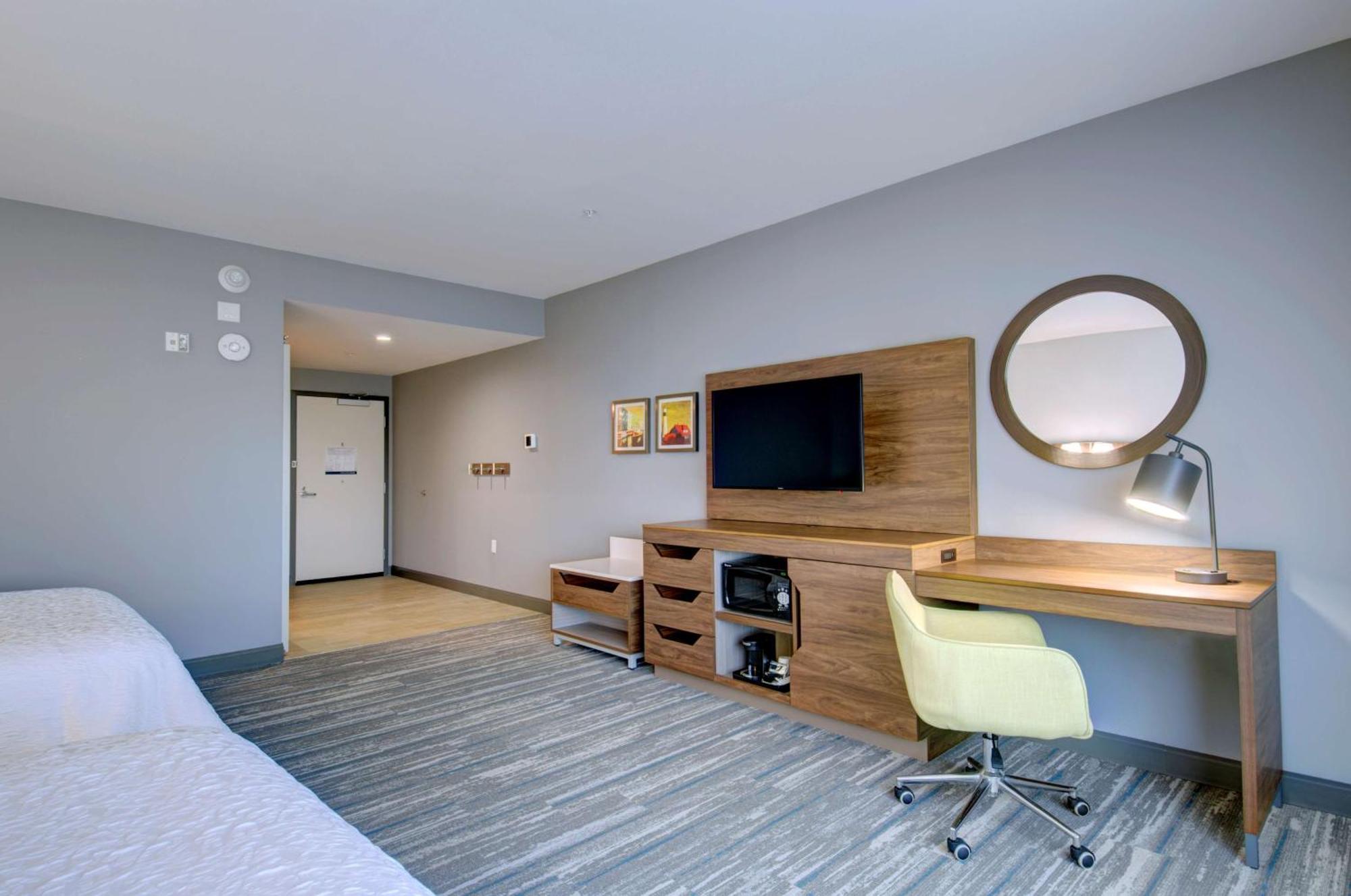 Hampton Inn & Suites Portland West Exteriér fotografie