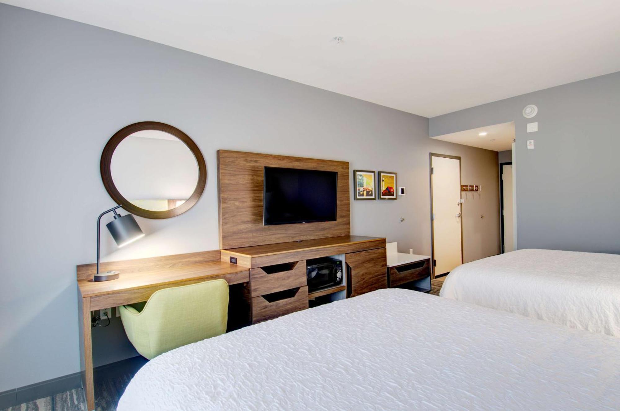 Hampton Inn & Suites Portland West Exteriér fotografie